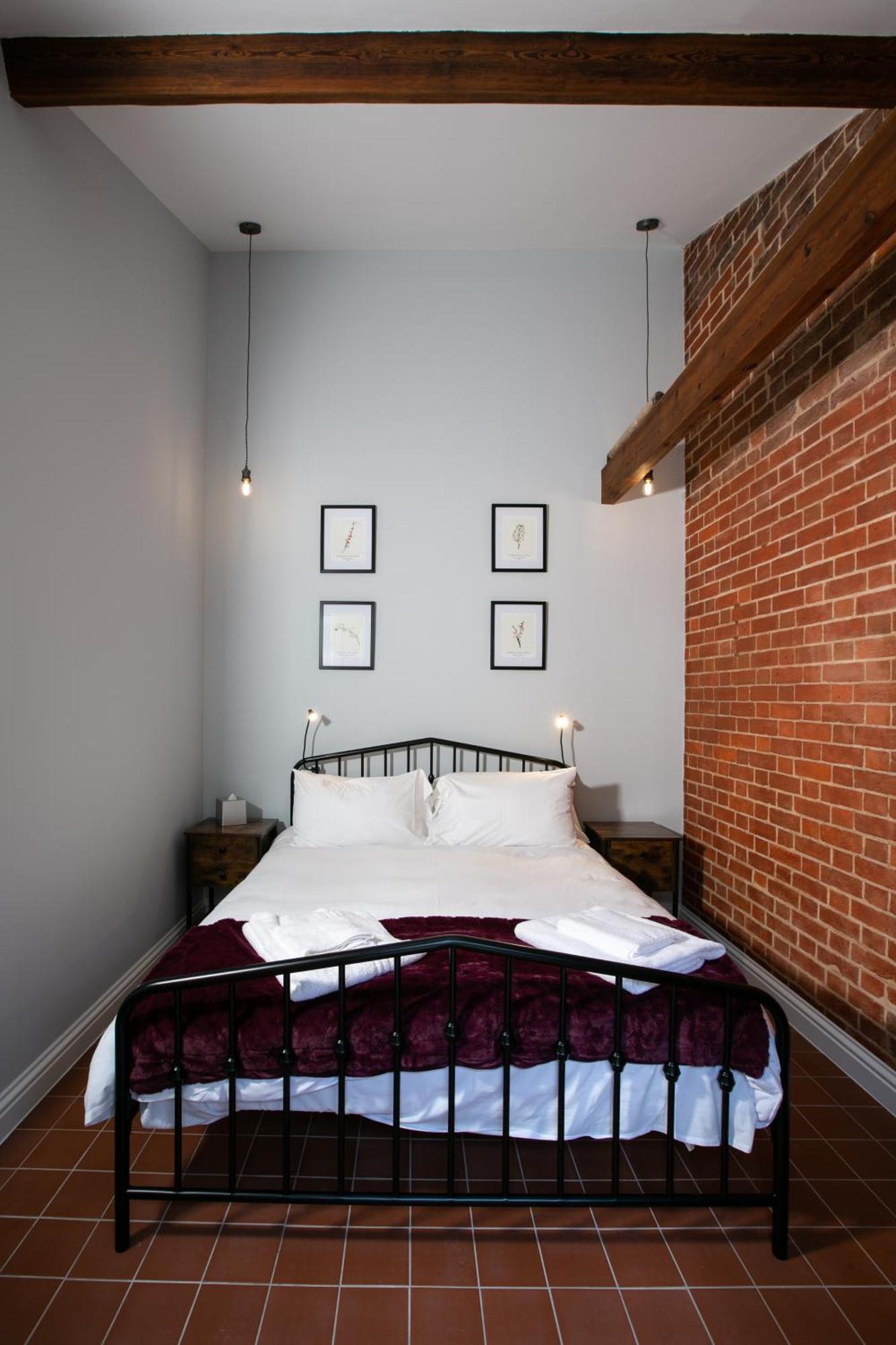 Accommodation At Salomons Estate Роял Тънбридж Уелс Екстериор снимка