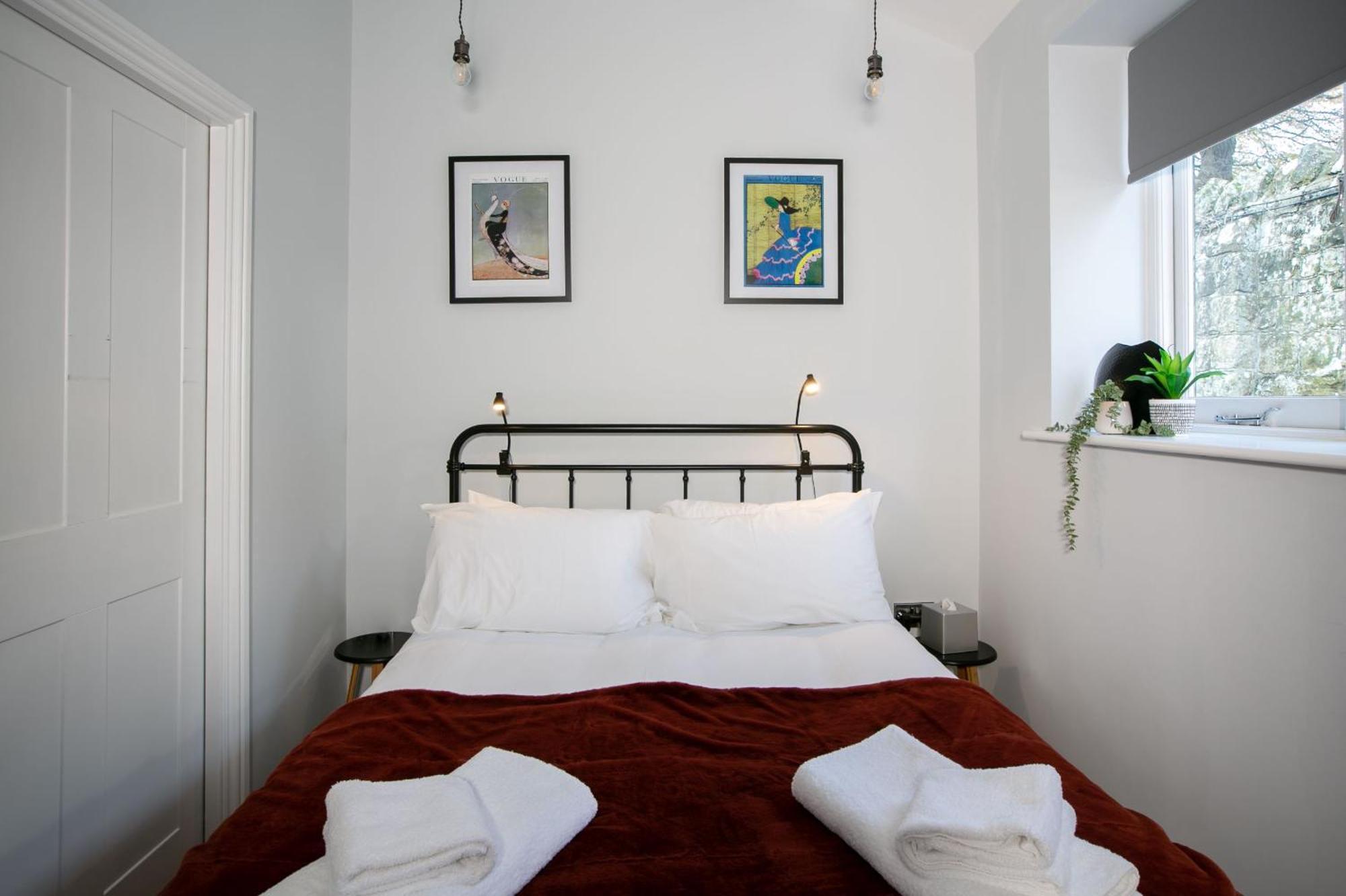 Accommodation At Salomons Estate Роял Тънбридж Уелс Екстериор снимка